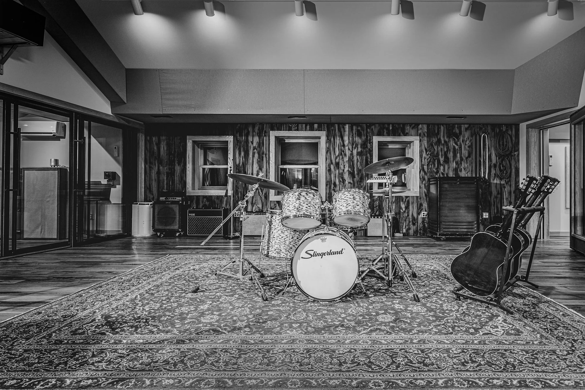 Slingerland Kit, Waiting